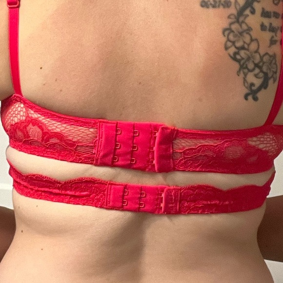 La Senza Neon Pink Lace Bra, Sz 32C - Picture 3 of 4